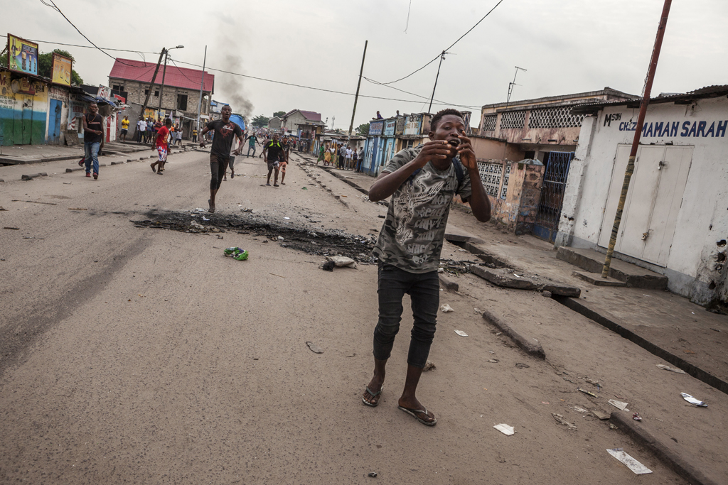 In Kinshasa protestieren Menschen gegen Präsident Kabila