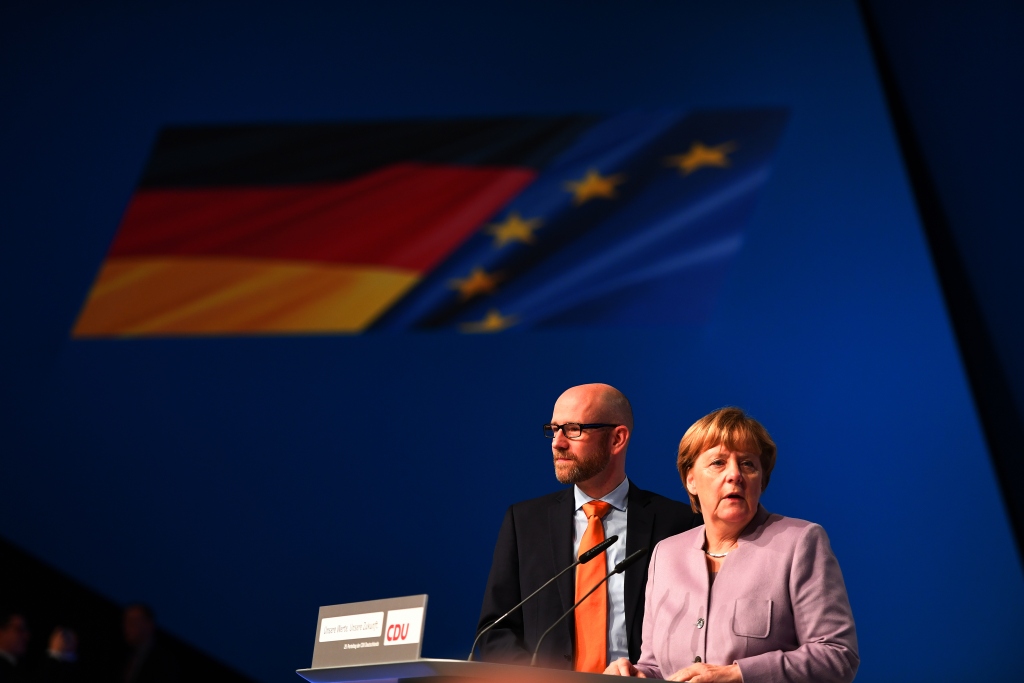 Angela Merkel mit CDU-Generalsekretär Peter Tauber