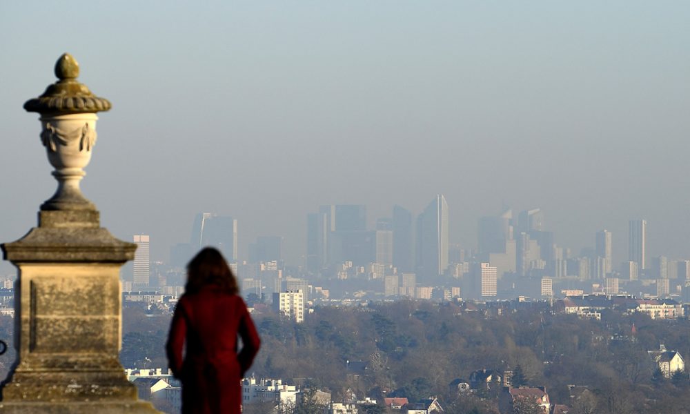 Winter-Smog über Paris