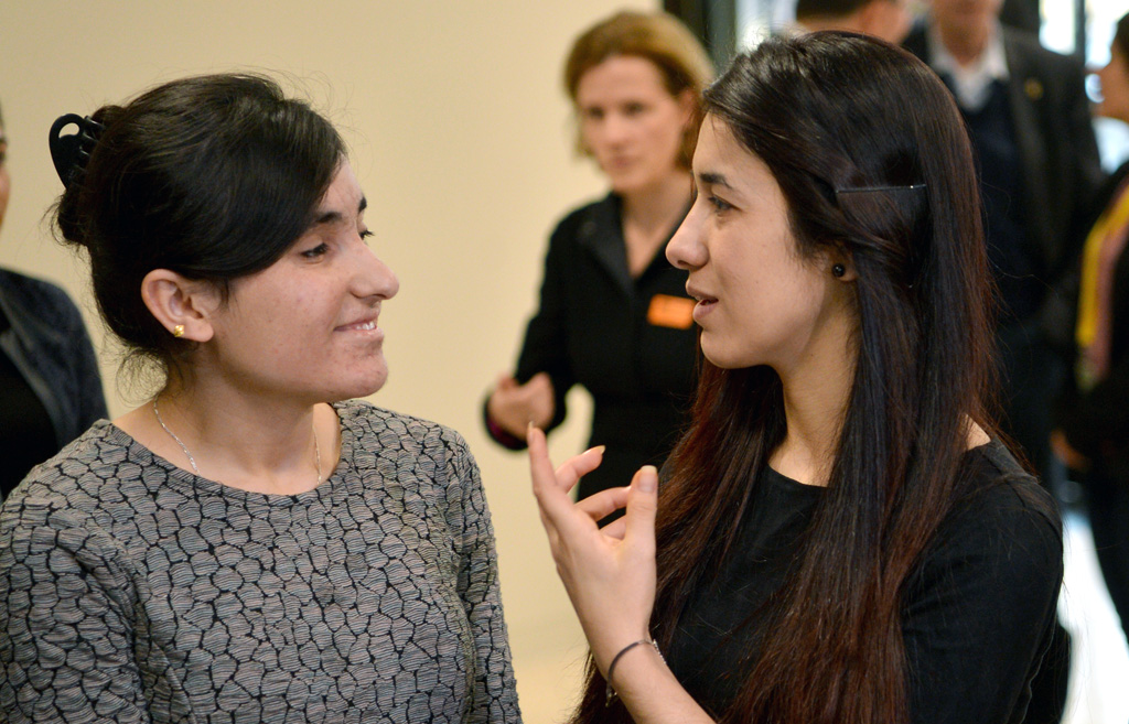 Lamia Hadschi Baschar und Nadia Murad in Stuttgart (1.12.)