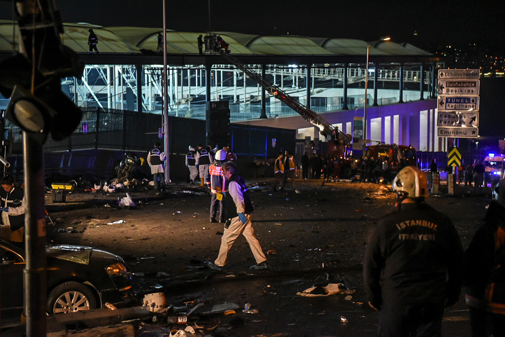Anschlag vor dem Stadion des Fußballclubs Besiktas
