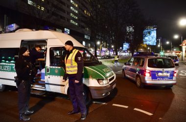 Mindestens neun Tote bei Anschlag auf Berliner Weihnachtsmarkt