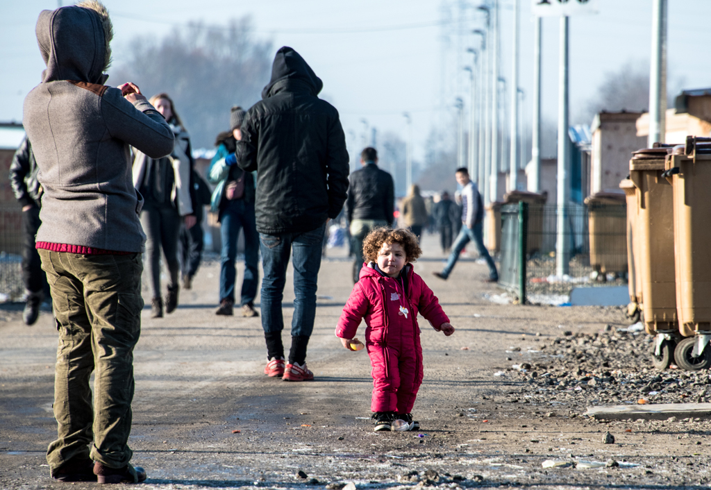 Flüchtlingskinder in Europa leiden unter Eiseskälte