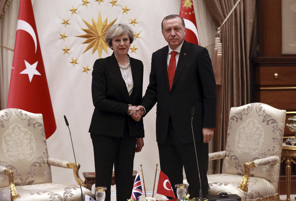 Theresa May zu Gast bei Recep Tayyip Erdogan h