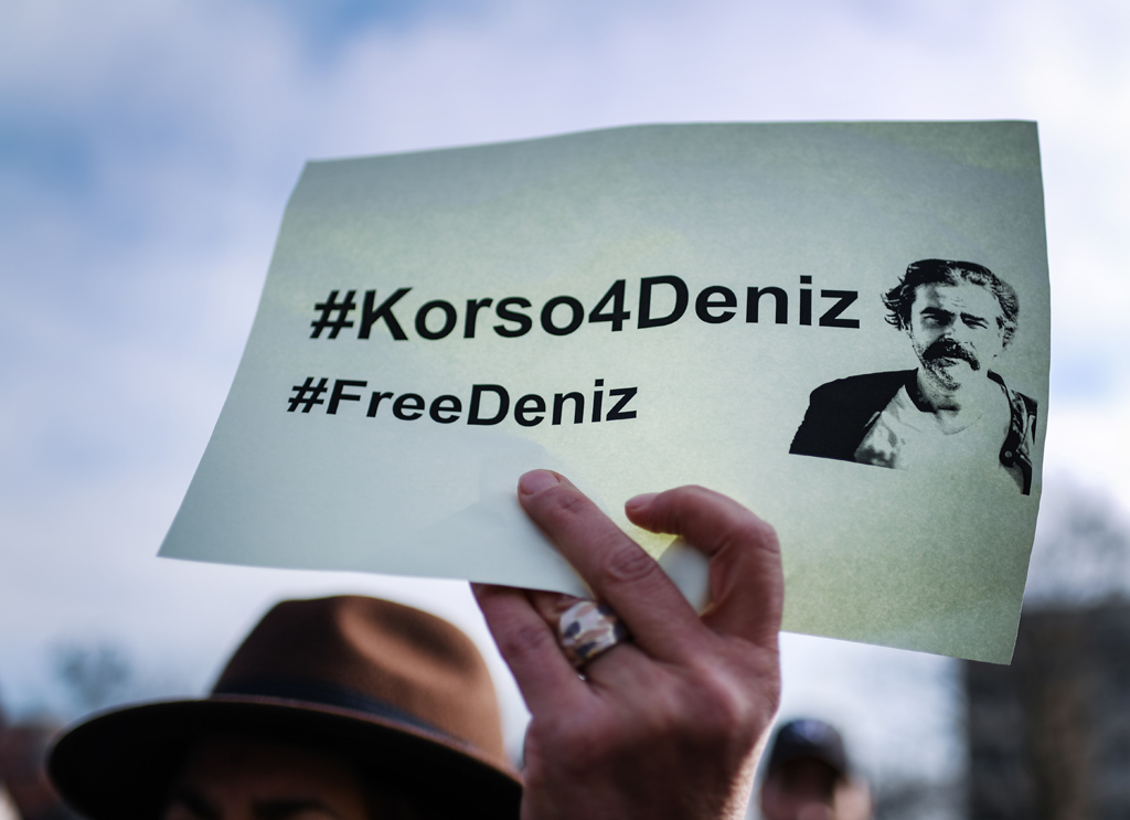 #FreeDeniz: Demonstration für Deniz Yucel in Frankfurt am Main (25.2.)