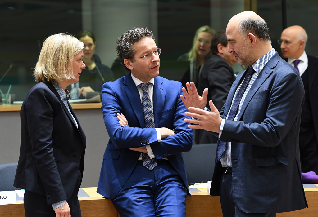 Die schwedische Finanzministerin Magdalena Andersson, der Eurogruppen-Chef und niederländische Finanzminister Jeroen Dijsselbloem und EU-Kommissar Pierre Moscovici am Dienstag in Brüssel