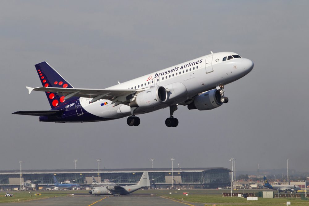 Flugzeug am Brussels Airport in Zaventem (Bild: Kristof Van Accom /Belga)