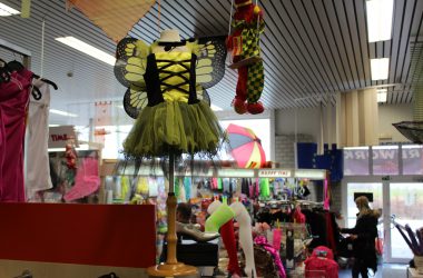 Karnevalskostüme im Décor Shop Kohl in Lontzen