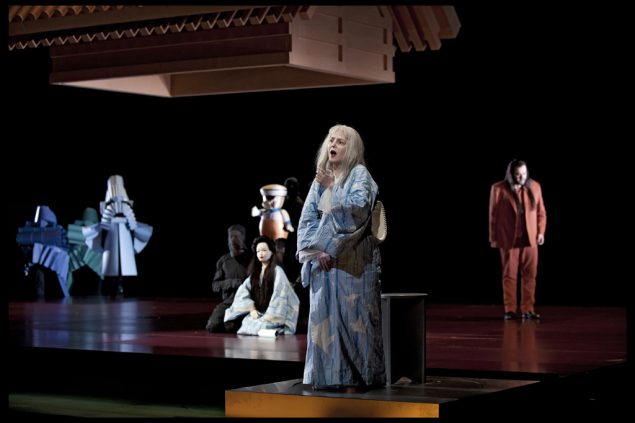 Alexia Voulgaridou als Cio-Cio-San in Puccinis Madama Butterfly