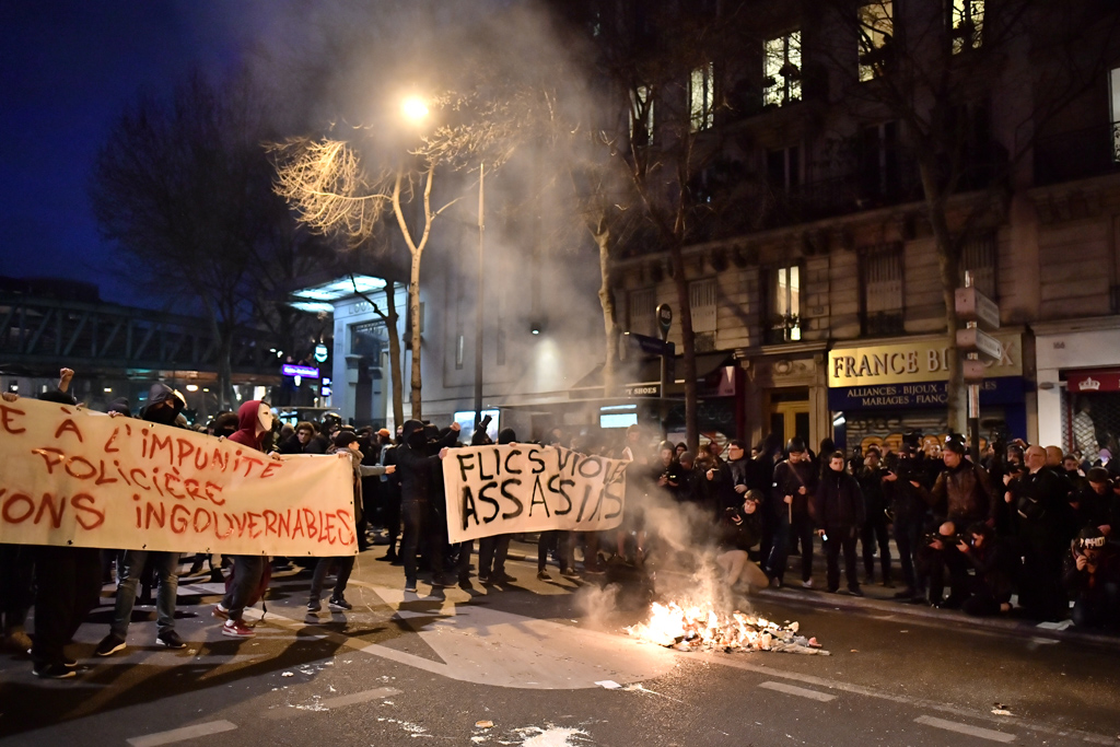 Demonstration gegen vermutete Polizeigewalt in Paris (15. Februar 2017)