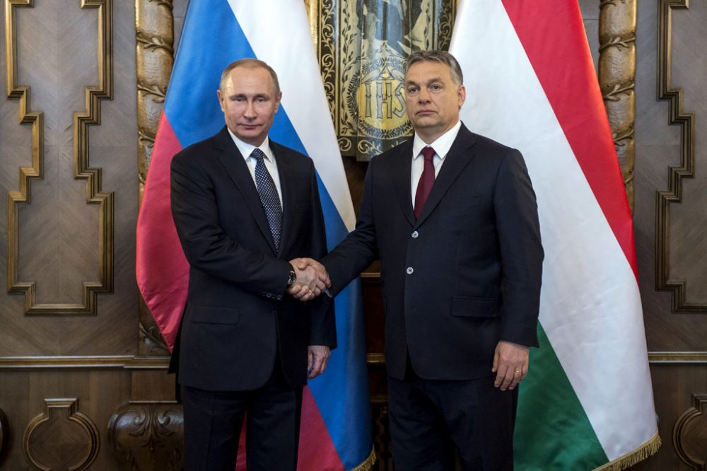 Wladimir Putin und Victor Orban (v.l.)