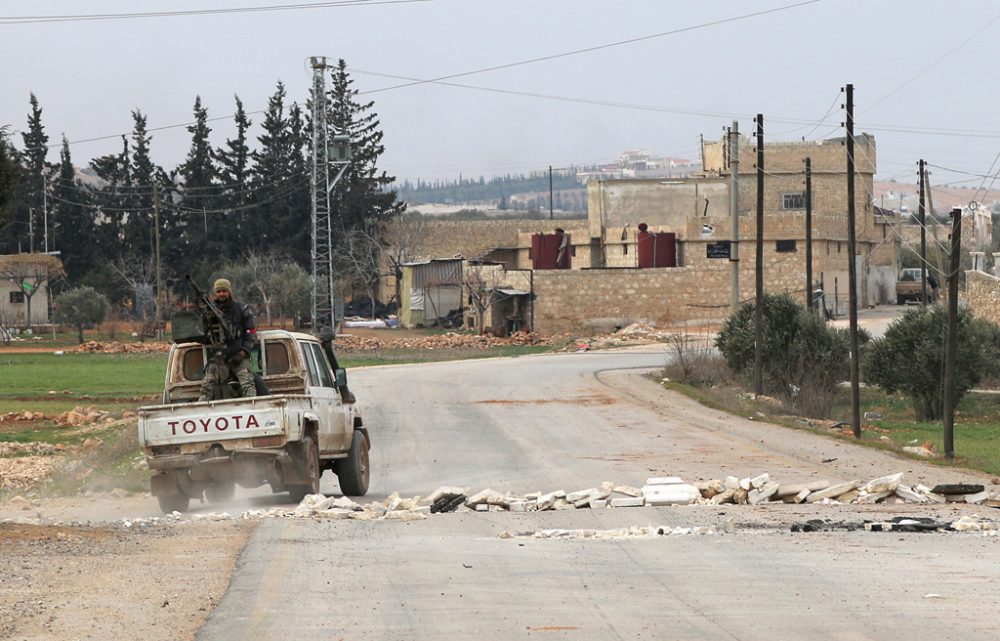 Syrische Rebellen am Sonntag in einem Vorort von Al-Bab