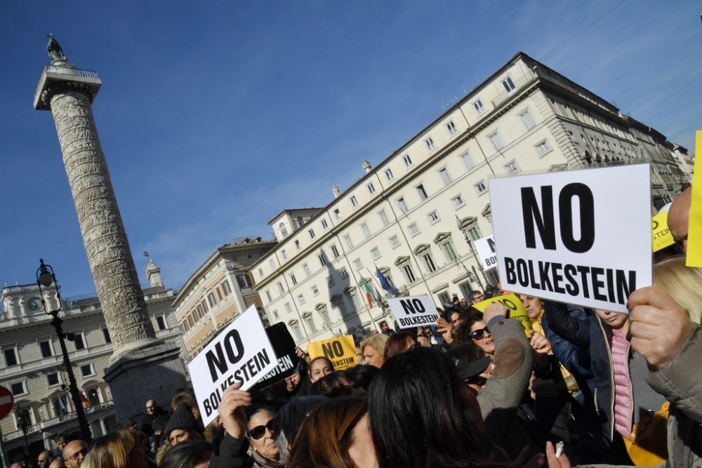 Protest der Taxifahrer vor dem Parlament in Rom