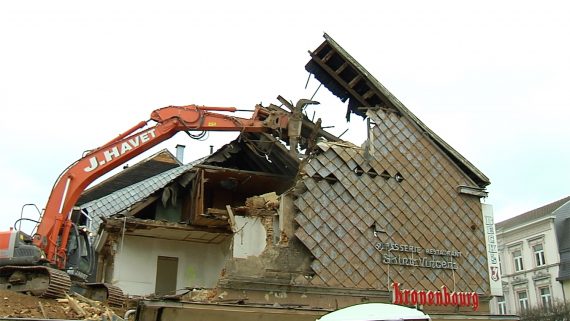 Abrissarbeiten Justizgebäude