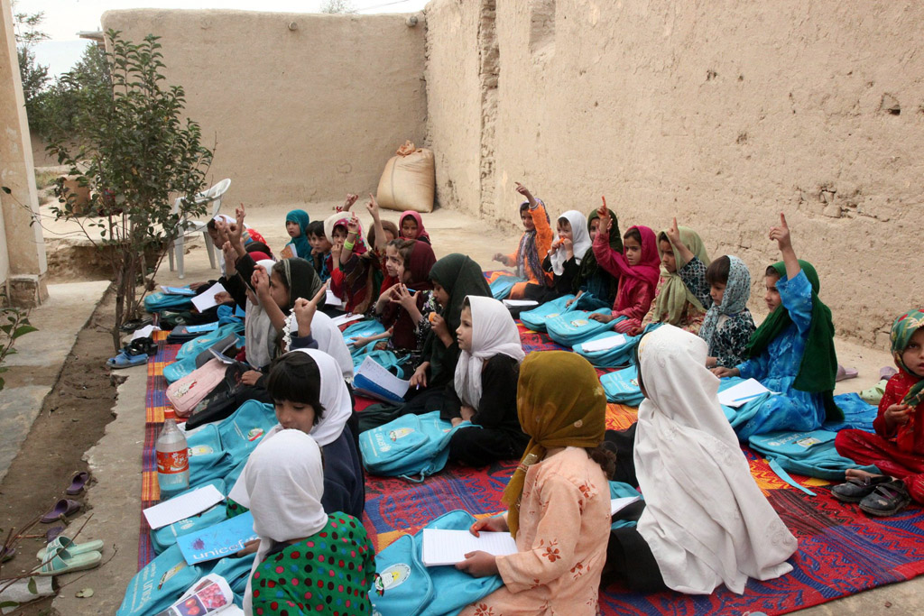 Eine Schulstund in Kunduz, Afghanistan