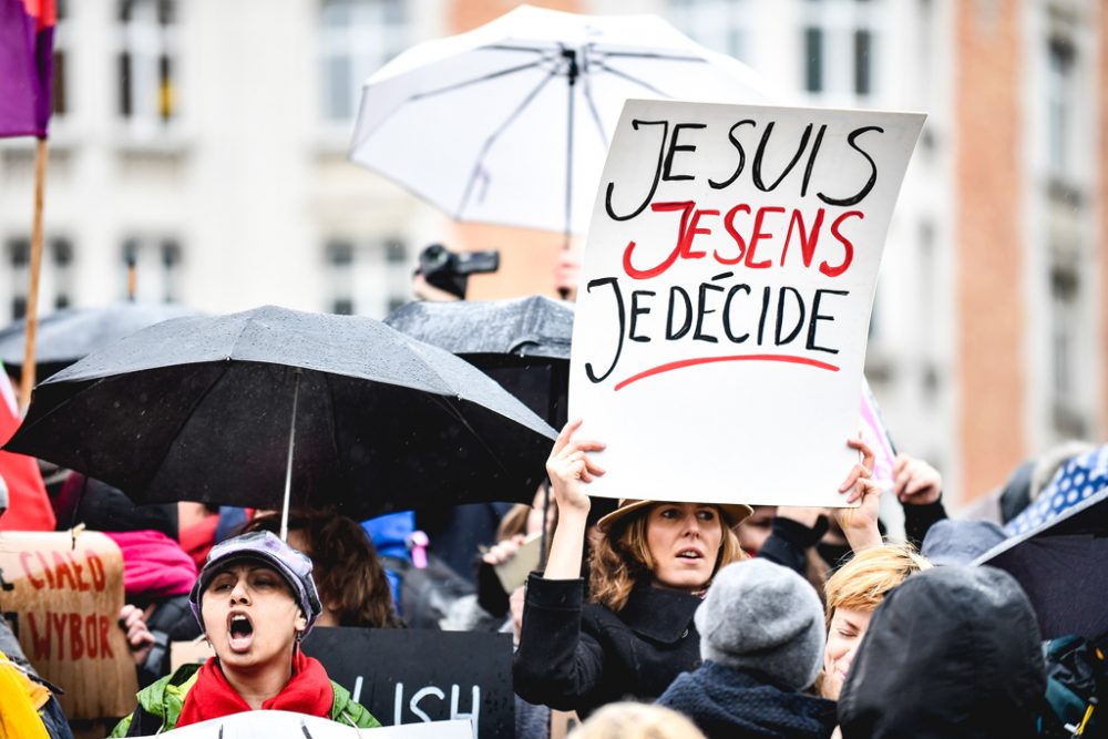 Weltfrauentag: Polen und Belgier demonstrieren in Brüssel