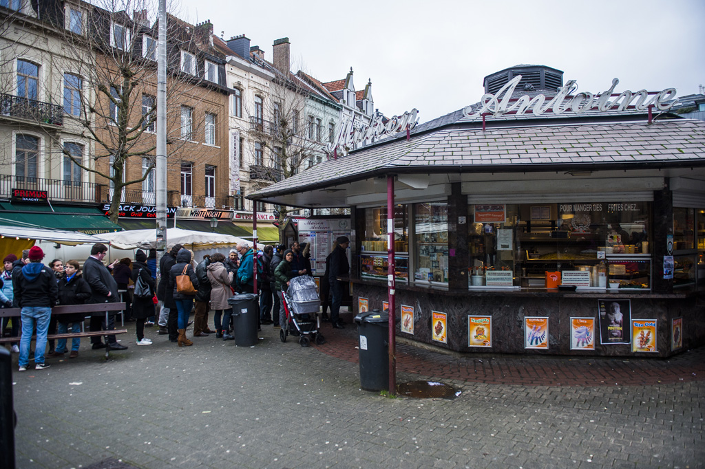 Belgiens wohl bekannteste Frittenbude: die "Maison Antoine" in Brüssel