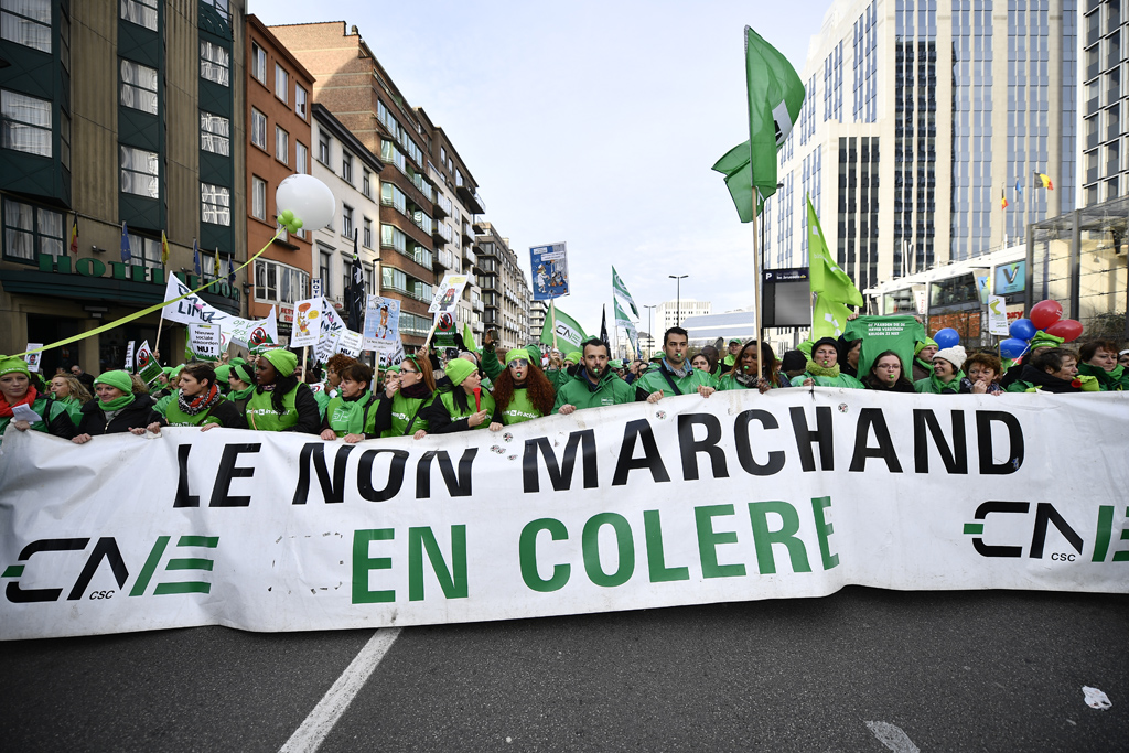 Großdemo in Brüssel: Der Nonprofit-Sektor marschiert durch die Hauptstadt (Bild von November 2016: Eric Lalmand/Belga)