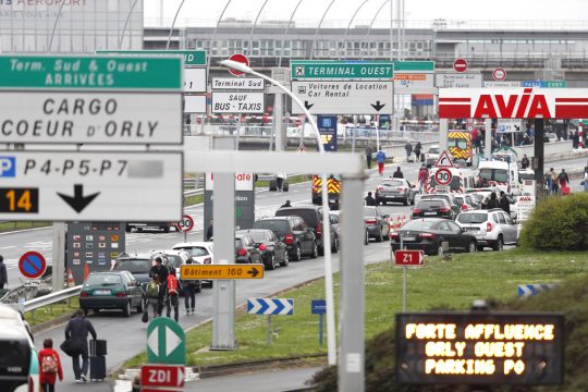 Zufahrt zum Flughafen Orly