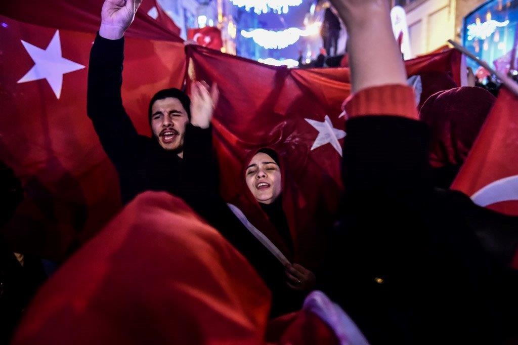 Proteste in der Türkei gegen die Niederlande