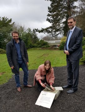 200 Jahre ULG: Zum Auftakt der Feierlichkeiten wurde auf dem Campus Sart-Tilman eine Zeitkapsel eingeschlossen