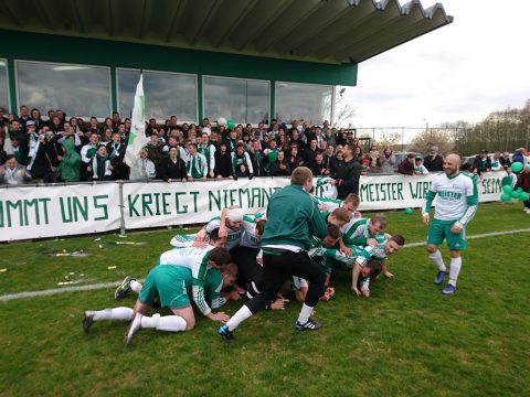KFC Grün-Weiß Amel steigt wieder in die 1. Provinzklasse auf