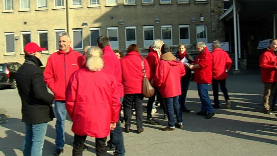 Flyeraktion der FGTB vor den Krankenhäusern in der Region gegen das anstehende Sparprogramm