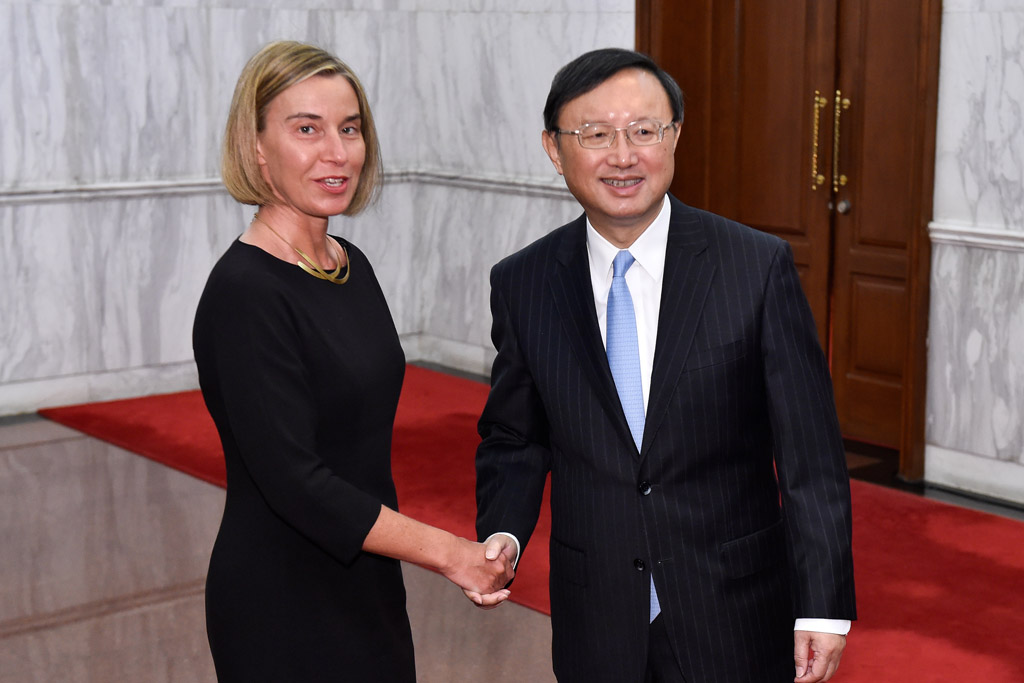 EU-Außenbeauftragte Federica Mogherini und Chinas Chefdiplomat Yang Jiechi