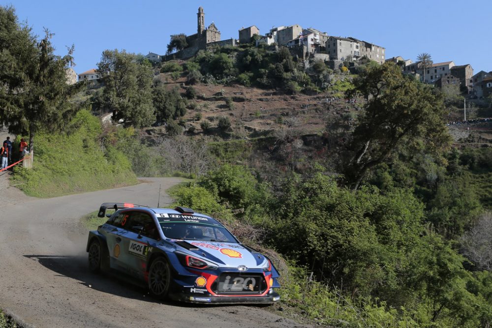 Thierry Neuville bei der Rallye Korsika