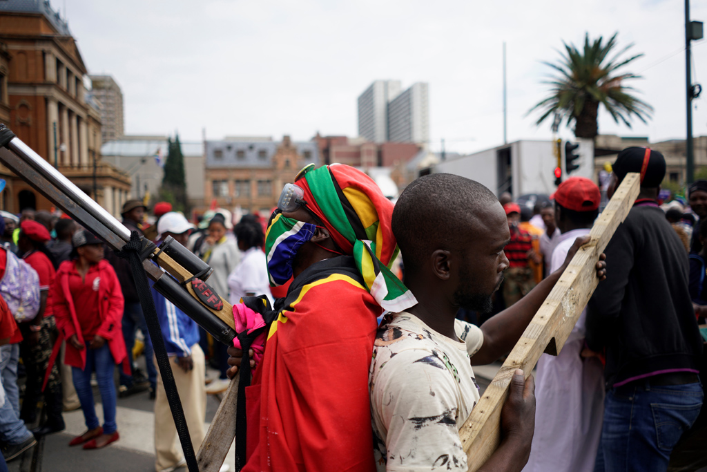 Südafrikaner protestieren gegen Präsident Zuma