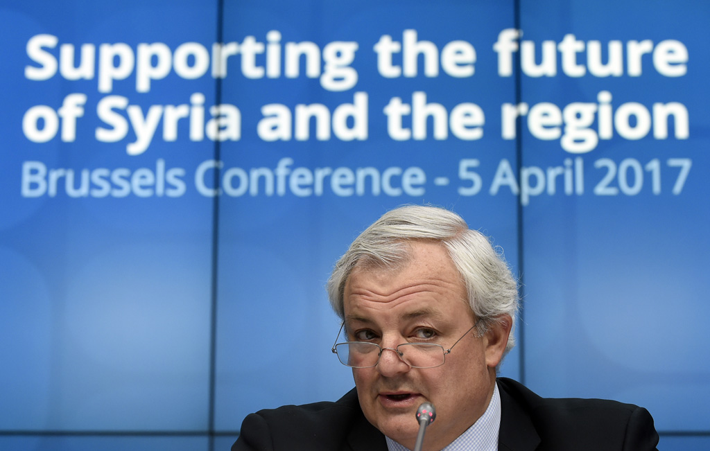 UN-Nothilfekoordinator Stephen O'Brian auf der Syrien-Konferenz in Brüssel