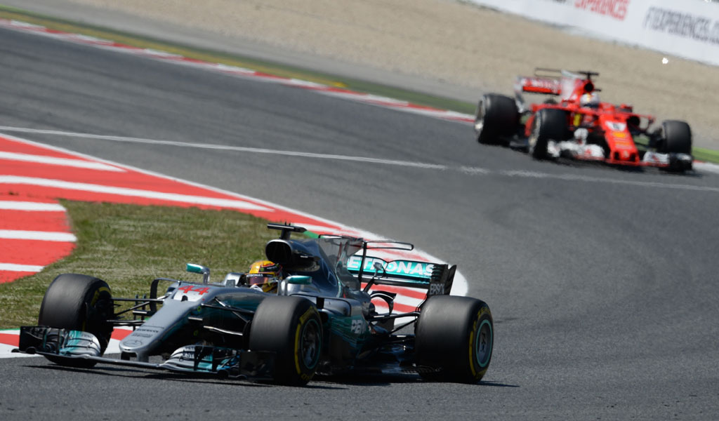 Lewis Hamilton gewinnt GP von Spanien