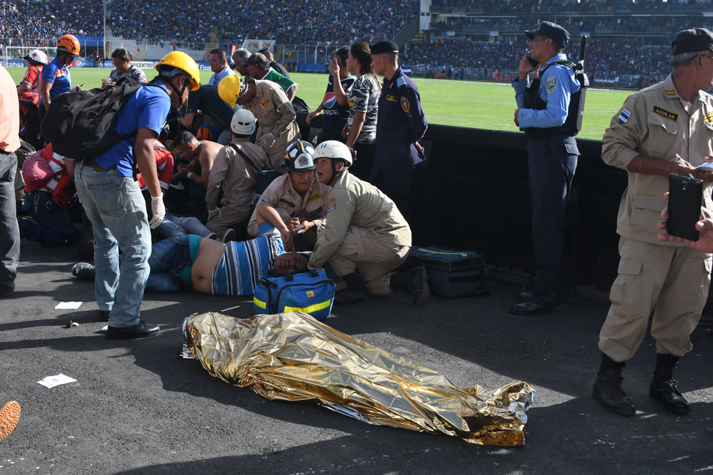 Mindestens fünf Tote bei Massenpanik vor Stadion in Honduras