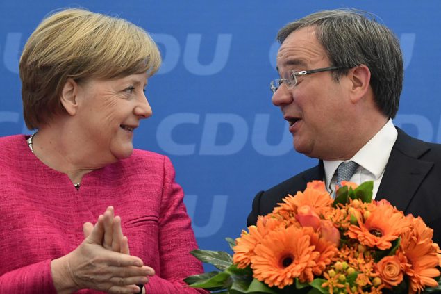 Angela Merkel mit NRW-Landtagswahlsieger Armin Laschet in Berlin (15.5.2017)