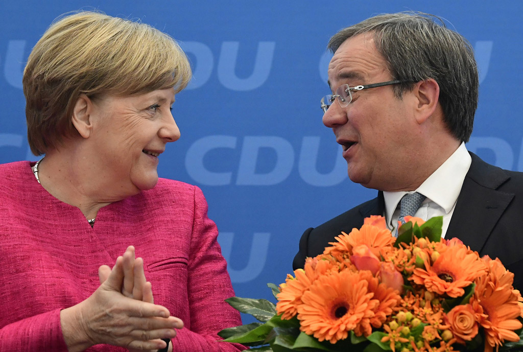 Angela Merkel mit NRW-Landtagswahlsieger Armin Laschet in Berlin (15.5.2017)