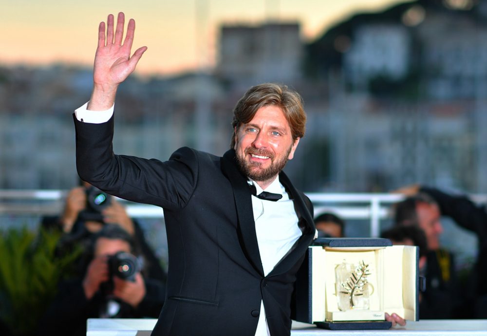 Der schwedische Regisseur Ruben Östlund mit der Goldenen Palme