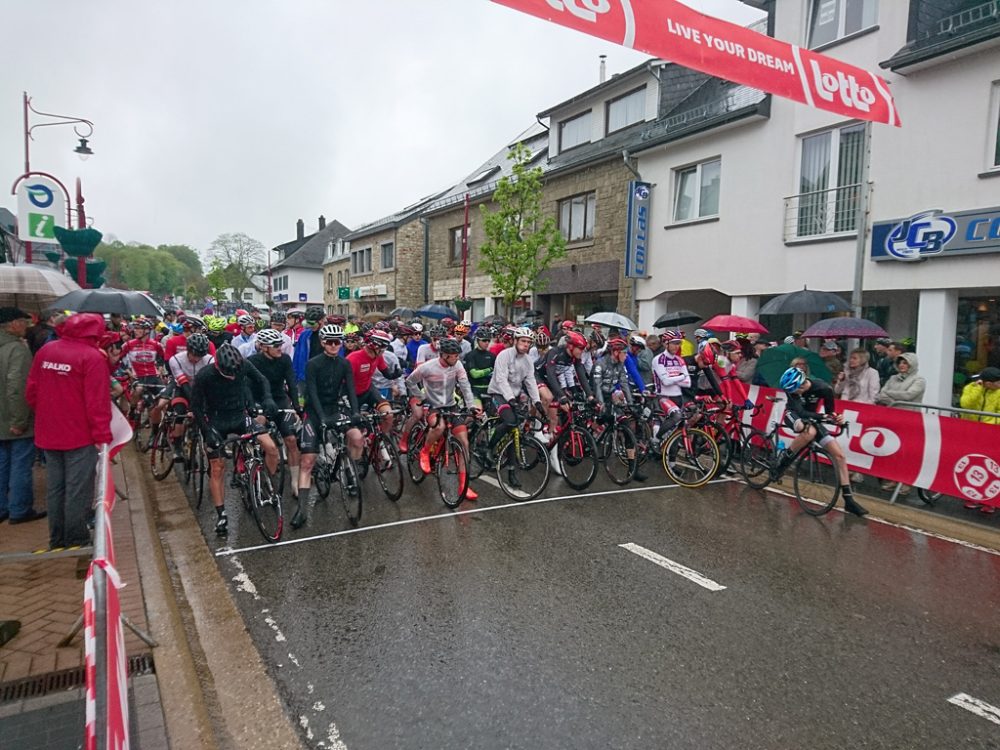 Erste Etappe des Triptyque Ardennais in Büllingen gestartet