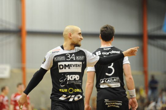 Arber Qerimi, Handballer bei Tongeren, am 2.4.2016 in Hasselt