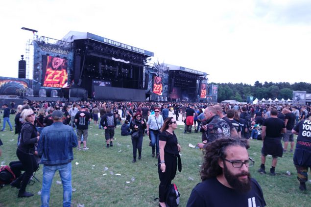 "Teufelsbräute" beim Graspop Metal Meeting in Dessel