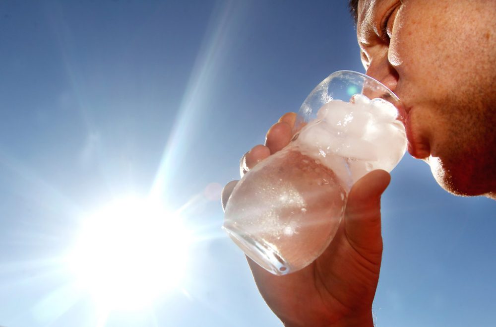 Eisgekühltes Glas Wasser