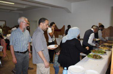 Muslimische Gemeinde lädt zum interkulturellen Fastenbrechen ein