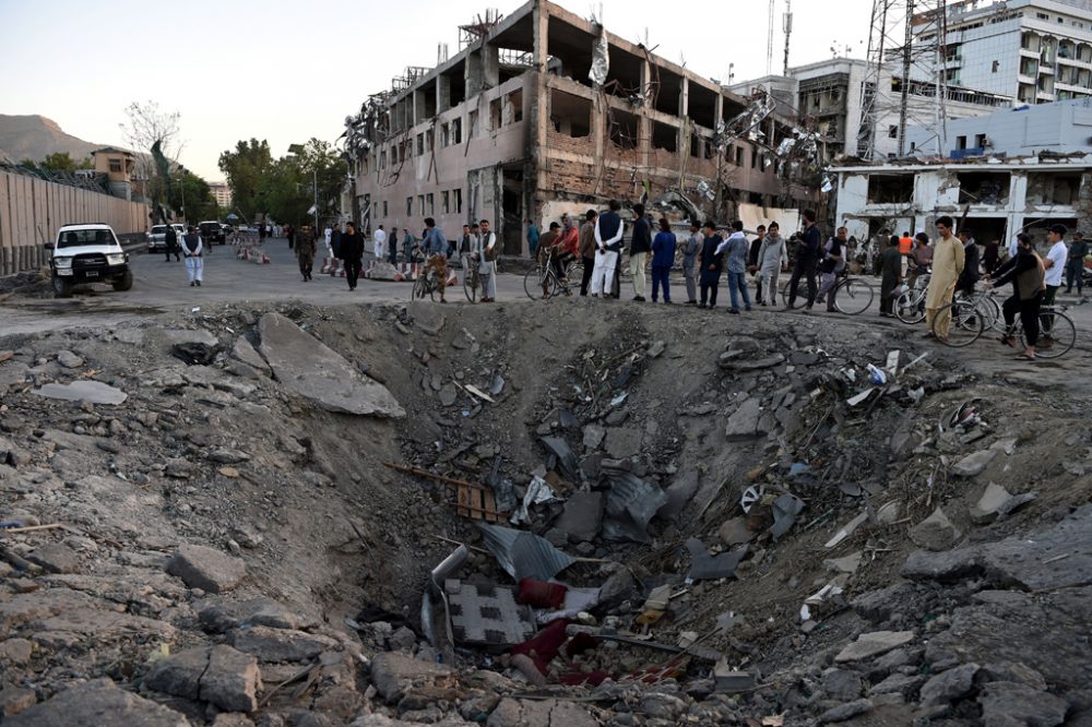 Kabul: Die Explosion hat einen Krater hinterlassen