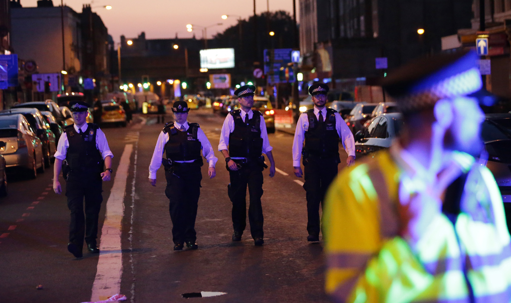 Zwischenfall in London: Van fährt nahe Moschee in Menschen