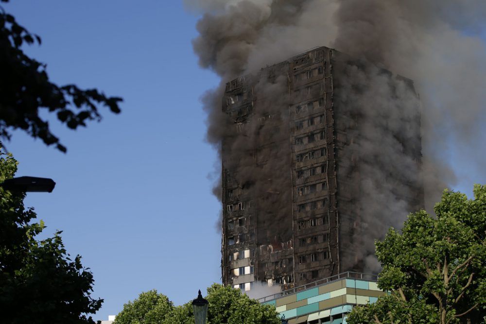 Großbrand in einem Gebäude in London