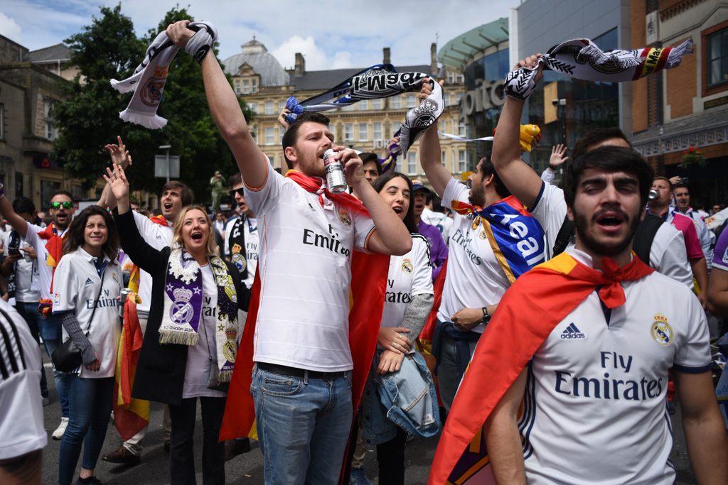 Real-Madrid-Fans stimmen sich in Cardiff auf Endspiel ein (3.6.2017)