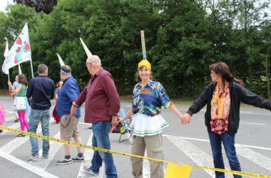 Menschenkette gegen Atomkraft