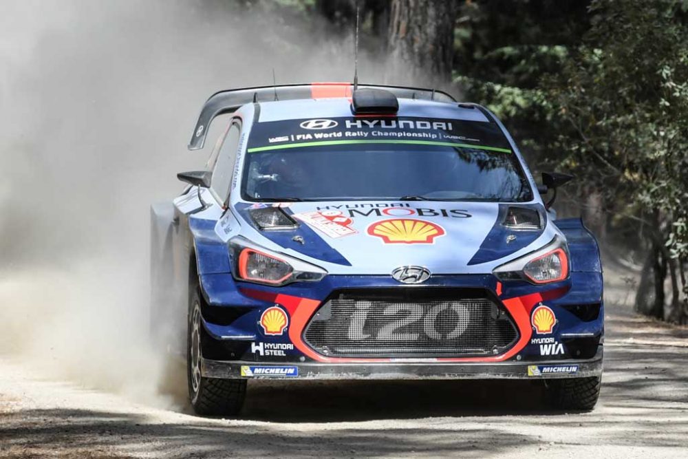 Thierry Neuville bei der Rallye Italien auf Sardinien