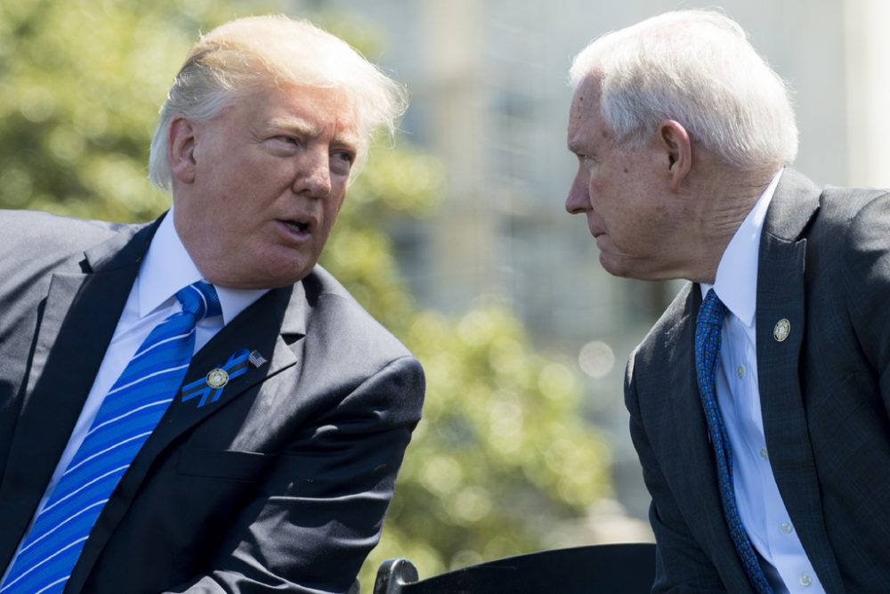 US-Präsident Donald Trump und US-Justizminister Jeff Sessions