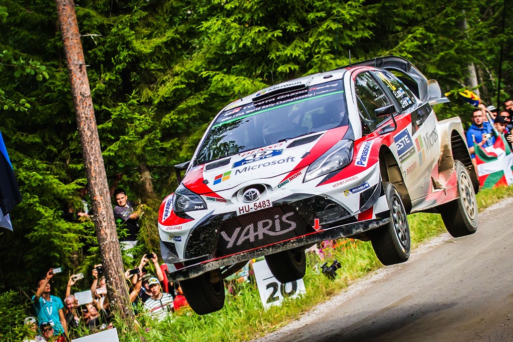 Esapekka Lappi im Toyota bei der Rallye Finnland