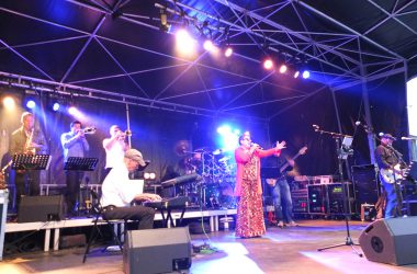 Eröffnung Summertime mit Konzert von Soulfish